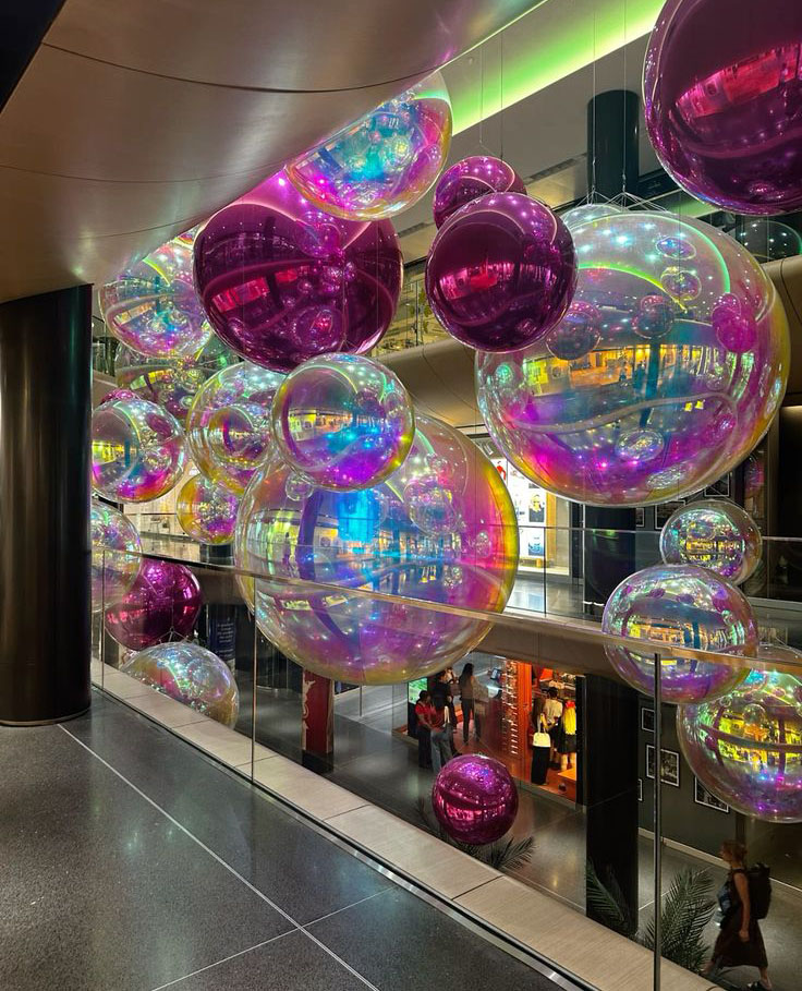 Idees Decoration Installation Ballons Miroir Le Mobilier Gonflable 1